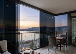 Balkonuma siyah cam yaptırmak istiyorum kullanışlı olur mu?